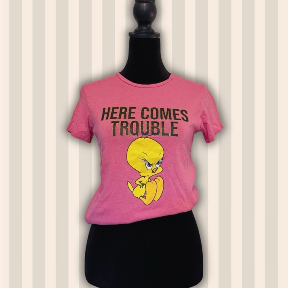 Second Hand Looney Tunes Tweety Bird baby tee - Size XS